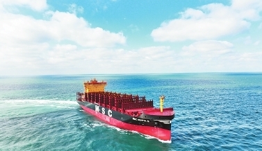 全球最大敞口集装箱船福州造
