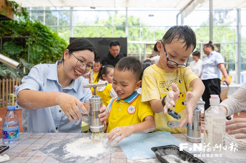 昔日撂荒零散地 今朝果香迎客来——看闽侯这家创客农场如何蹚出乡村致富路