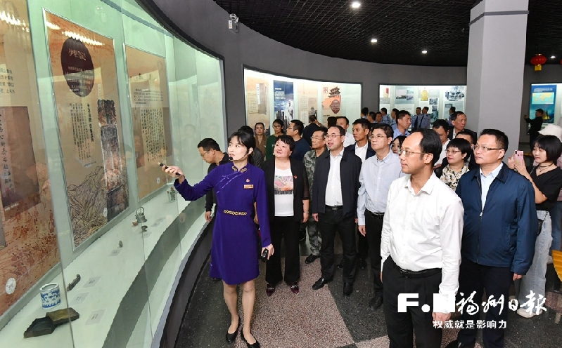 林则徐史迹展在新疆昌吉州博物馆开幕