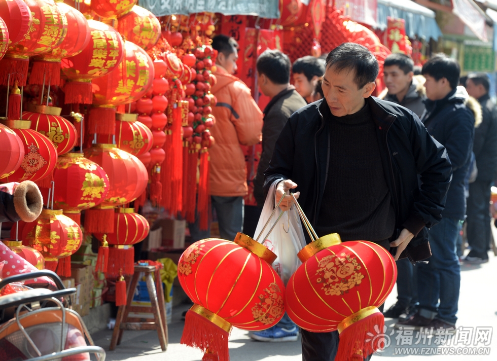 春节年味渐浓 花市灯市“吃市”汇成福州“市”