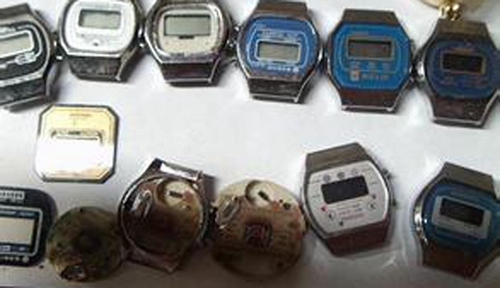 上世纪80年代的老电子表，留到今天，无论完整还是残缺，都成了收藏品（网络图片）