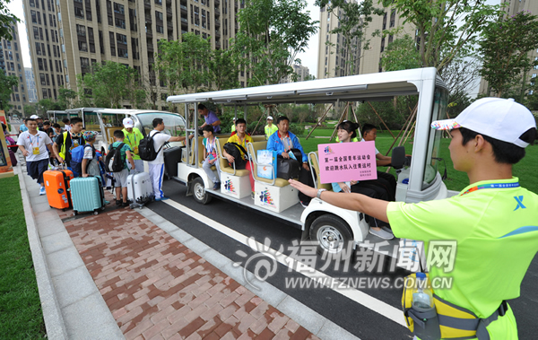 首批314名运动员昨入住青运村 开村仪式明日举行