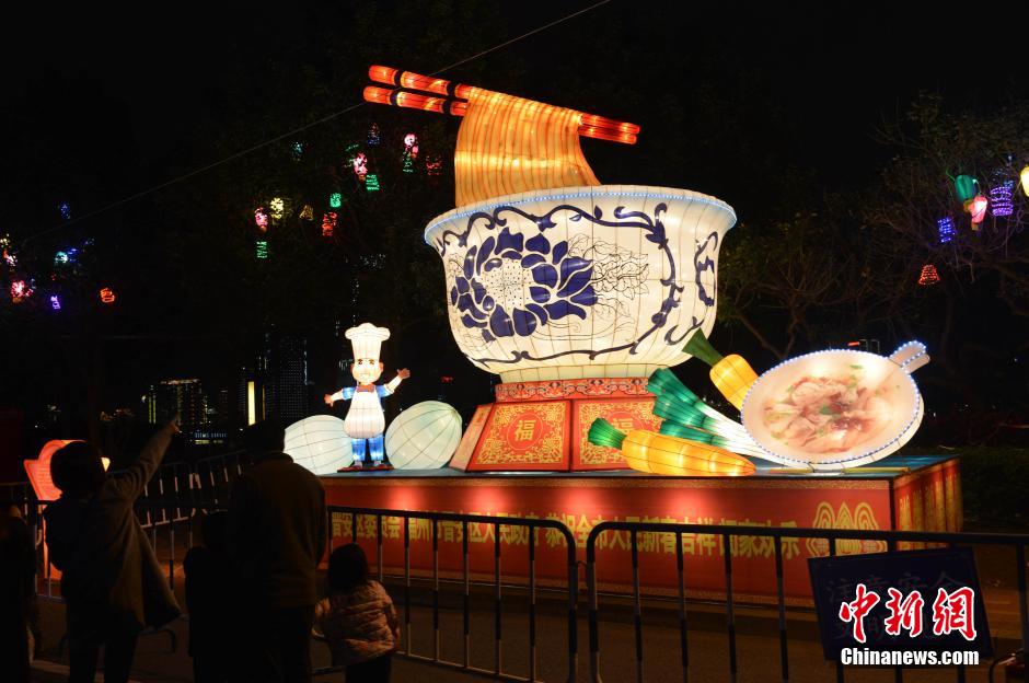 福州猴年元宵灯会试亮灯　融入传统与现代元素