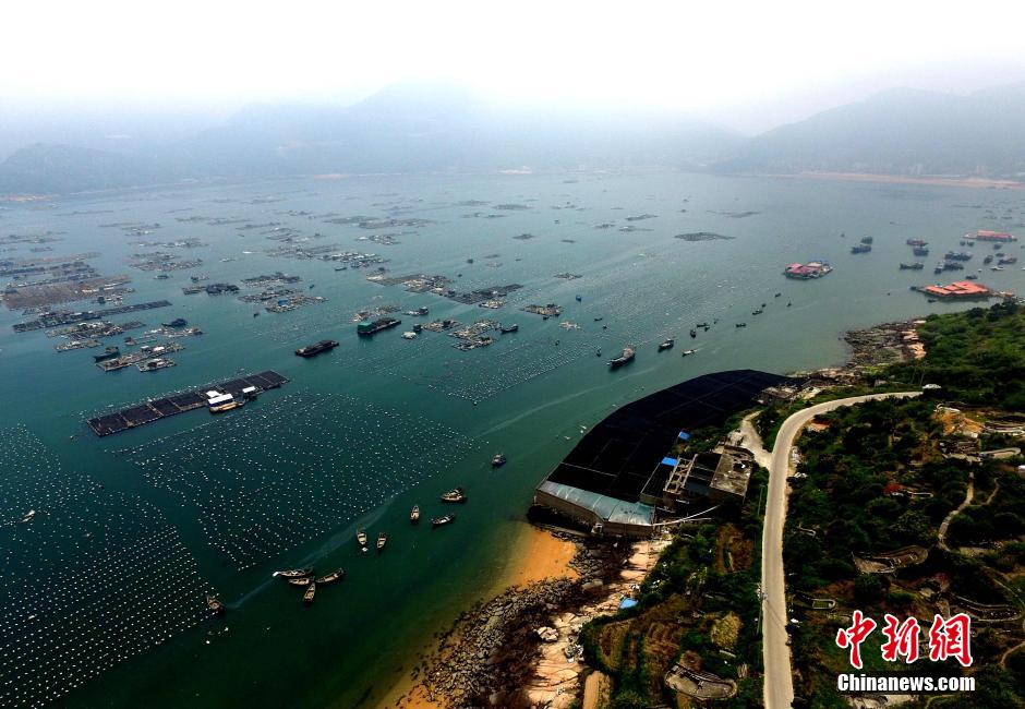 空中鸟瞰连江海上渔村　错落有致蔚为壮观(组图)