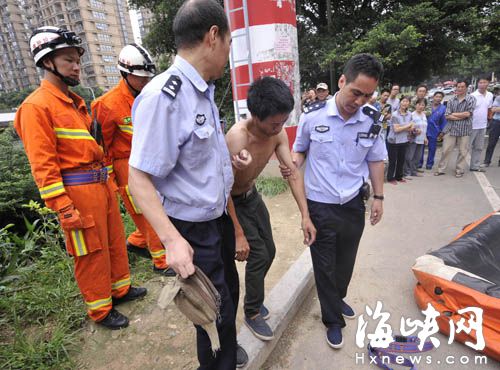 男子爬高压电线杆欲轻生　为营救他险市区大停电