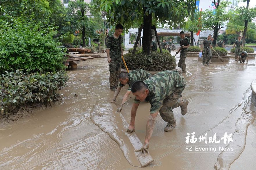 福州市防抗台风“尼伯特”纪实：凝心聚力渡难关