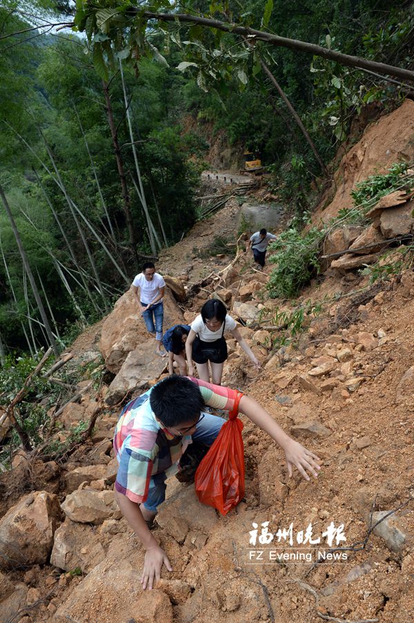 福州市防抗台风“尼伯特”纪实：凝心聚力渡难关