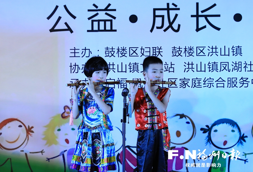 鼓楼凤湖社区文化艺术节热闹举行　受到居民追捧