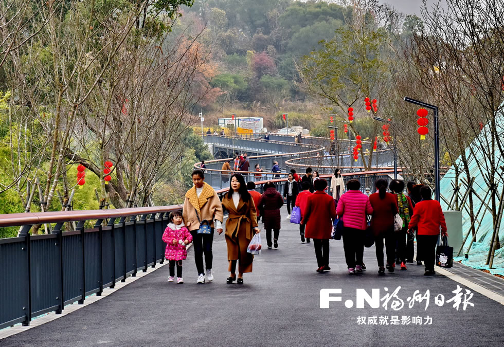 罗源：新年送上“三重礼”