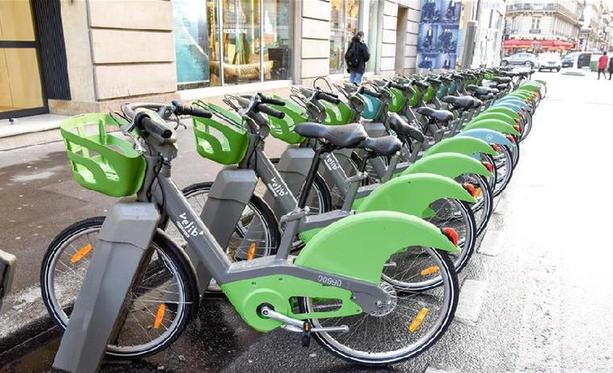 （国际）（1）新一代有桩公共自行车在法国巴黎投入运营