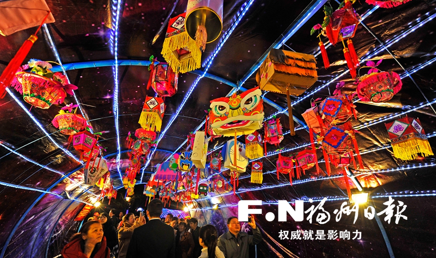 福州:元宵还未来 花灯已盛开