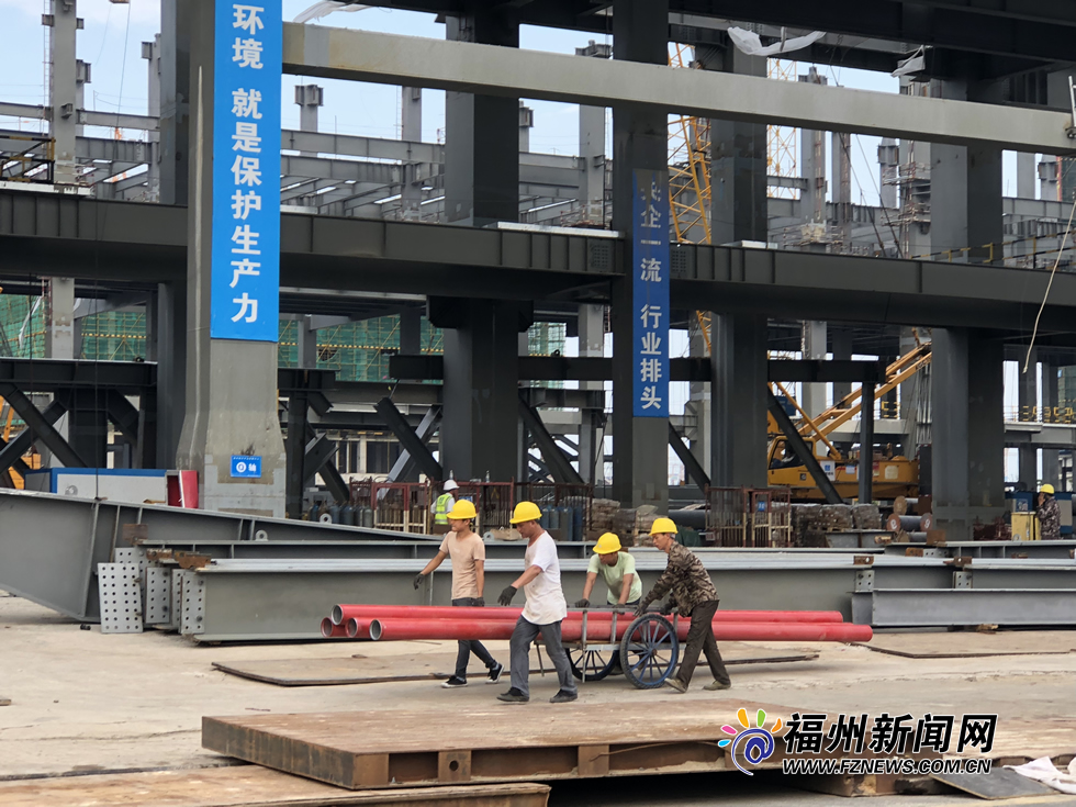 福州数字中国会展中心主框架大部分已经完成吊装