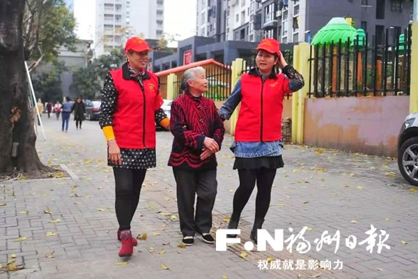 上海新苑社区：志愿服务让“小家”融入“大家”