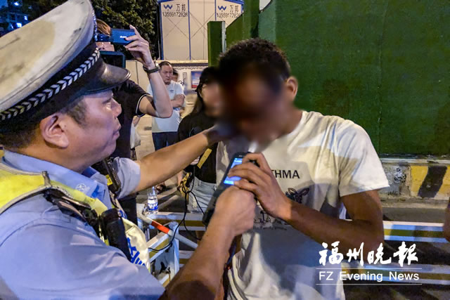 两男子中午喝酒晚上被查出酒驾