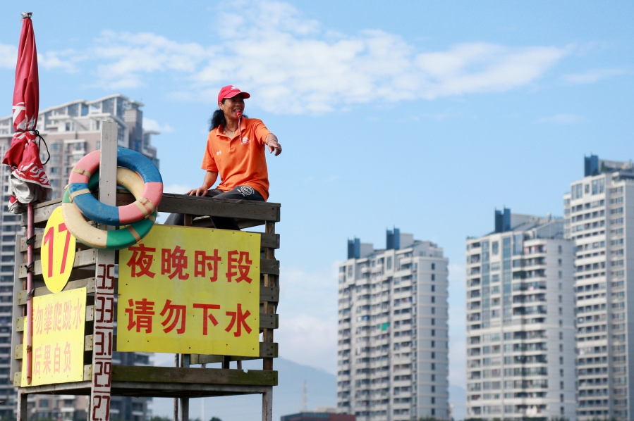 “西河一姐”守护闽江第一岗 50米自由泳游33秒