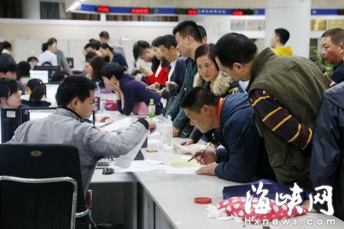 福州调整有关房产细则　市民抢搭税收优惠末班车