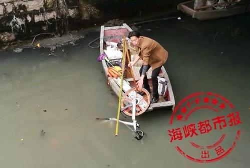 真缺德!9辆共享单车 被人沉入福州白马河