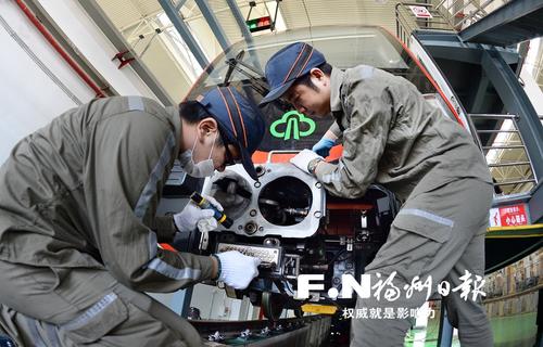 福州地铁首列电客车年度“体检”完成 