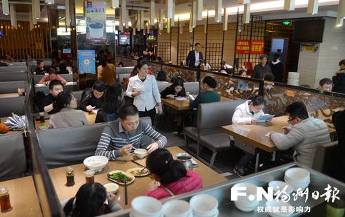 鼓楼区首届达明美食节火热进行