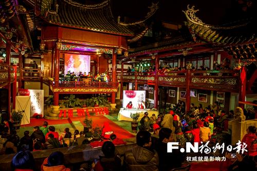 高爷庙里听评话 “全国十佳”属安泰