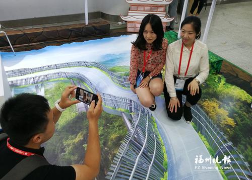 “5·18”活动乐翻天美食惹人馋 3D福道人气高