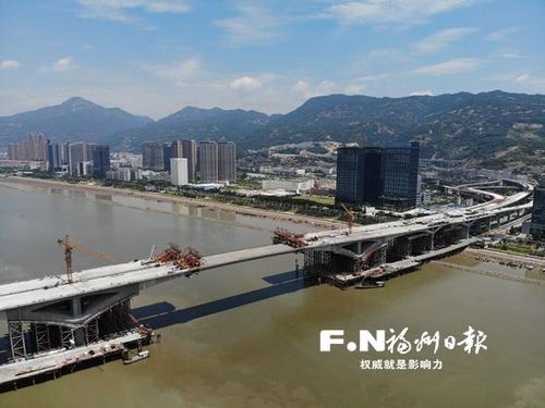 马尾大桥主桥月底全线合龙 左半幅钢箱梁5日启运