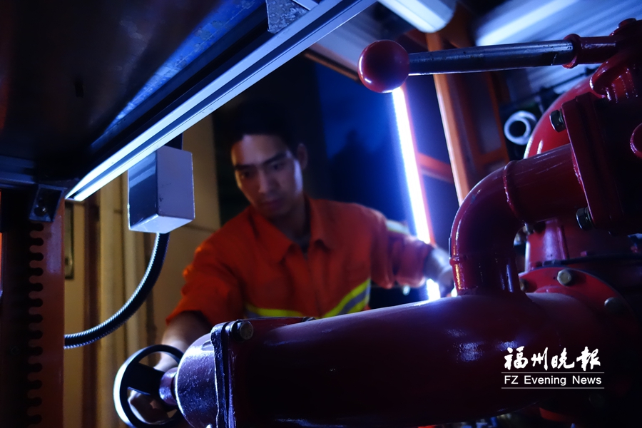 台风导致永泰县病院停水　消防3天急运360吨“人命之水”