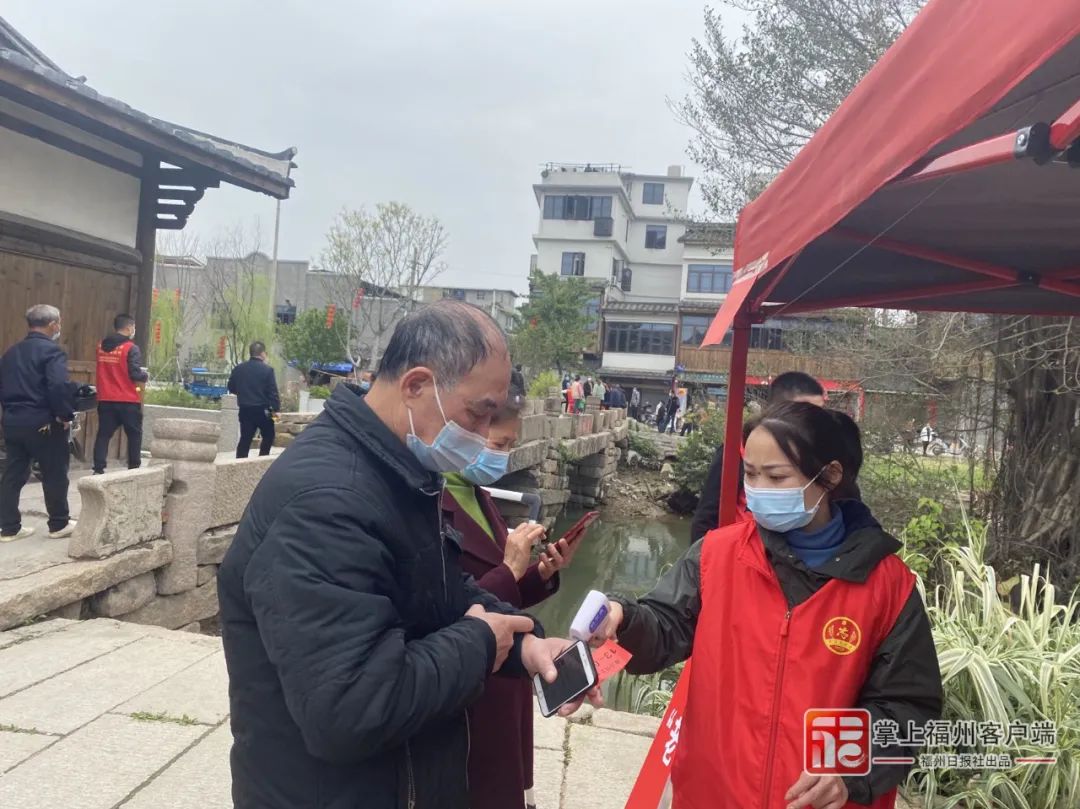 央视点赞！福州核酸检测采样有妙招！