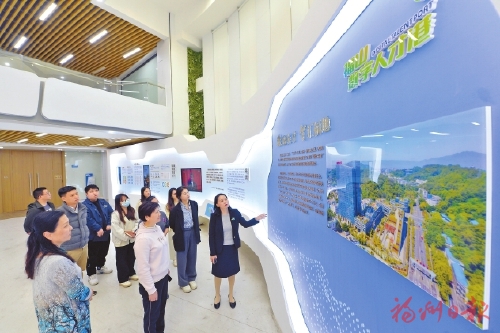 “智”潮奔涌　才聚鼓楼