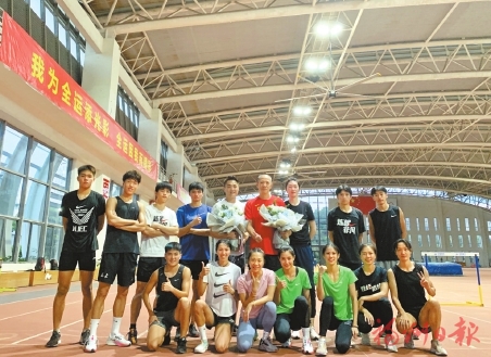 她和教练有个约定