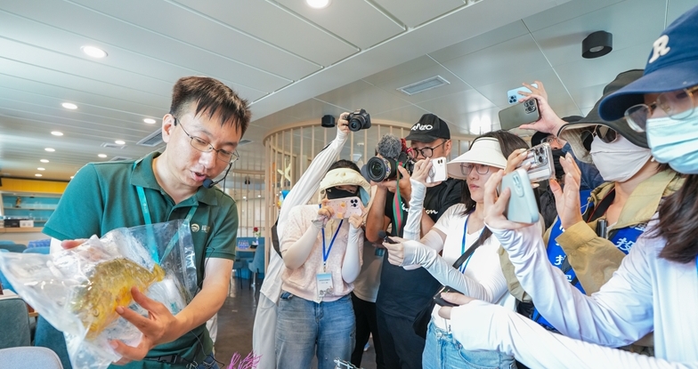 福建首次！大黄鱼“打飞的”