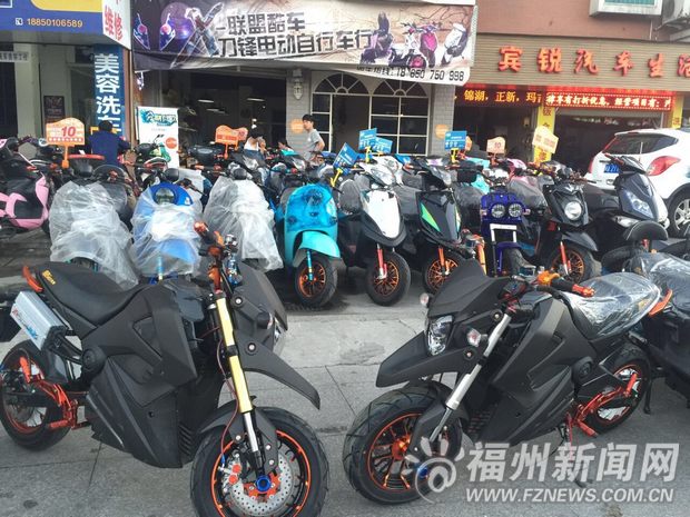 电动车店改装两轮车　维修师傅称“从没被查过”