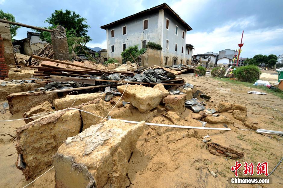 台风“尼伯特”造成福建闽清宏琳厝景区毁损严重